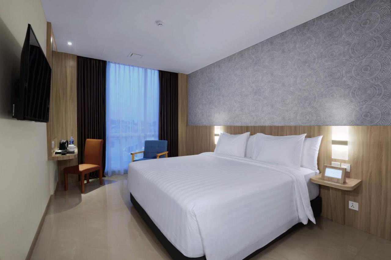 Aston Nagoya City Hotel Batam Luaran gambar