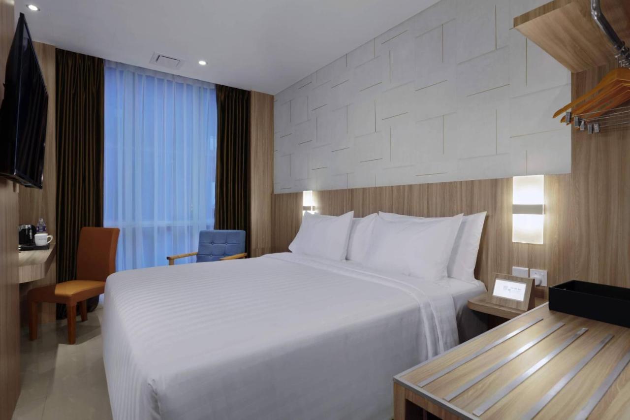 Aston Nagoya City Hotel Batam Luaran gambar